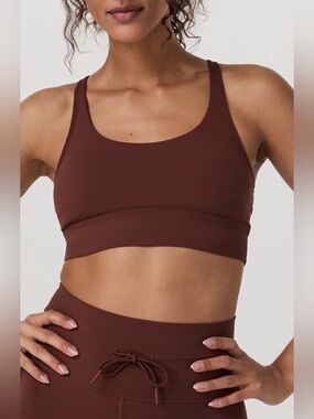 Vuori Yosemite Longline Sports Bra